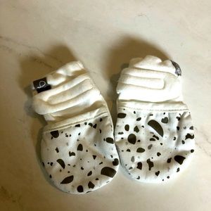 Baby Mittens stay-on